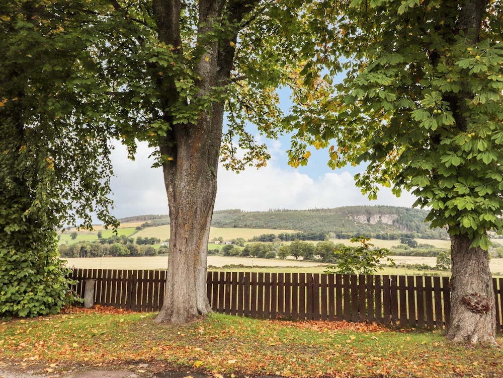 Balloan House