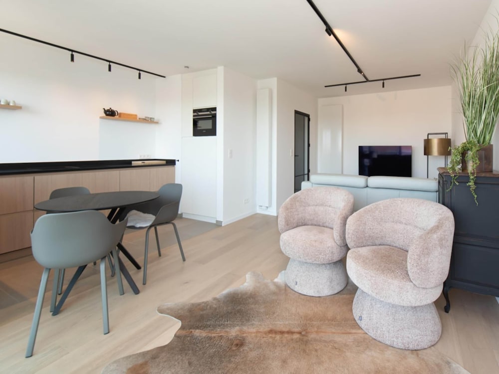 Apartment in Ostend Near Marina & Park