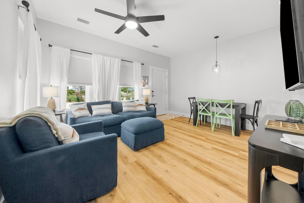 Cape Cottages by Panhandle Getaways