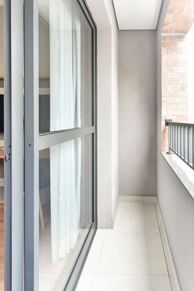 Studio Moderno c Academia a 800m do Metr Brooklin