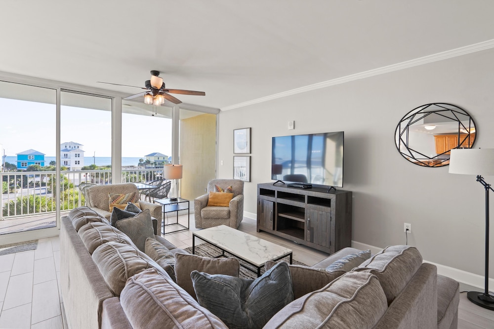 Sanibel 305