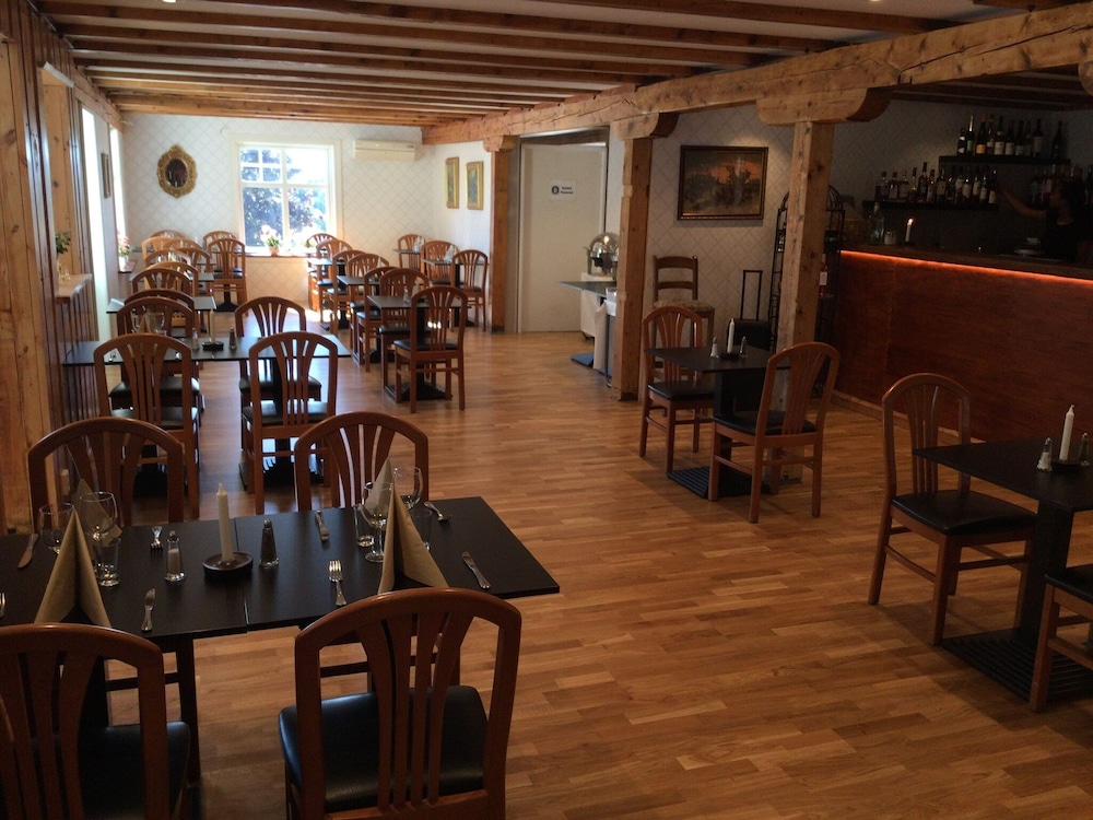 Hensbacka Hotell