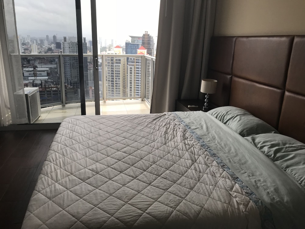 Denovo - Executive Residences