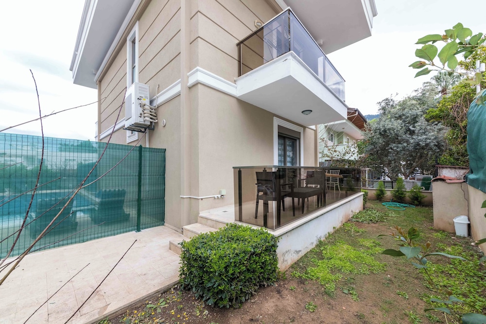 Gunes Villa 2 İcmeler