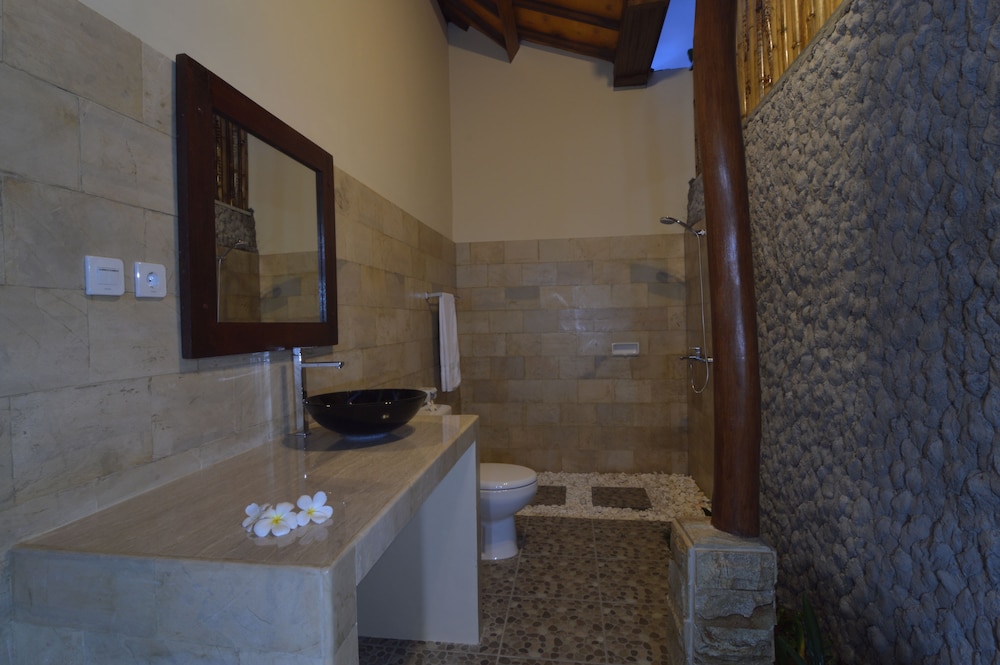 Shu Villa