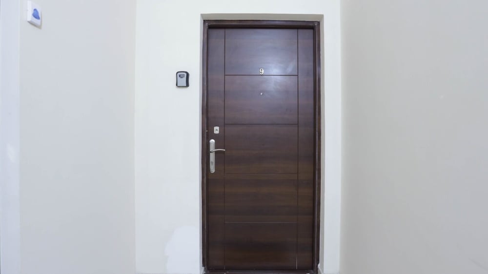 Stay Inn on Buzand Str. 97