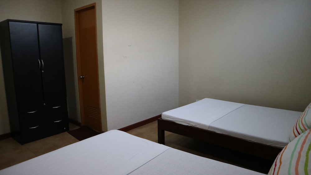 Celbyrne Pension Hauz