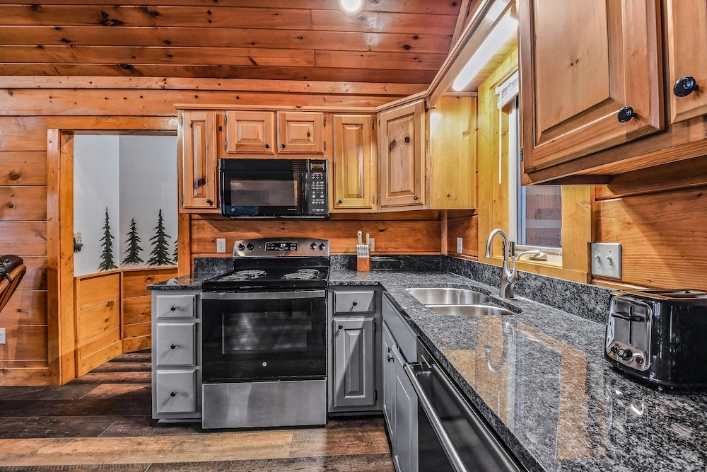 Panoramic Pointe 2 Bedroom Cabin