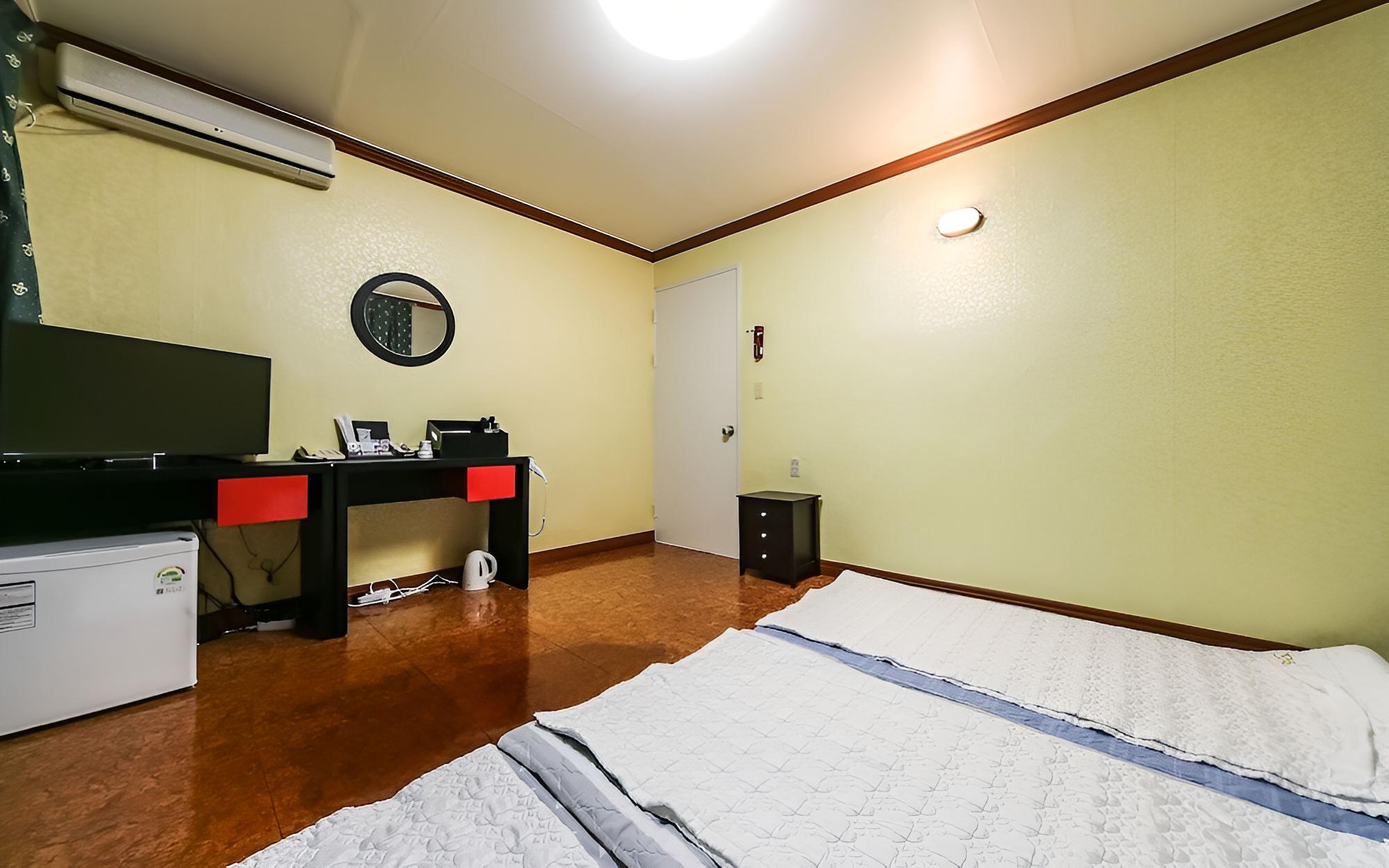Pohang Yeongildae Day Stay view 5