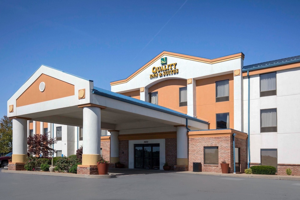 St Louis Vacations - Quality Inn Suites Arnold - St Louis - Property Image 46