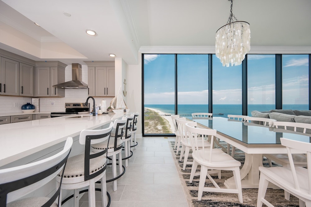 Phoenix Gulf Shores Ii 2205 4 Bedroom Condo