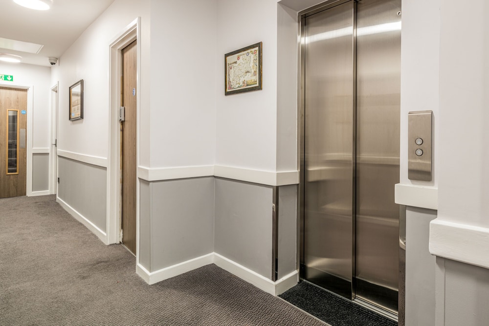 The Princes Square Hotel