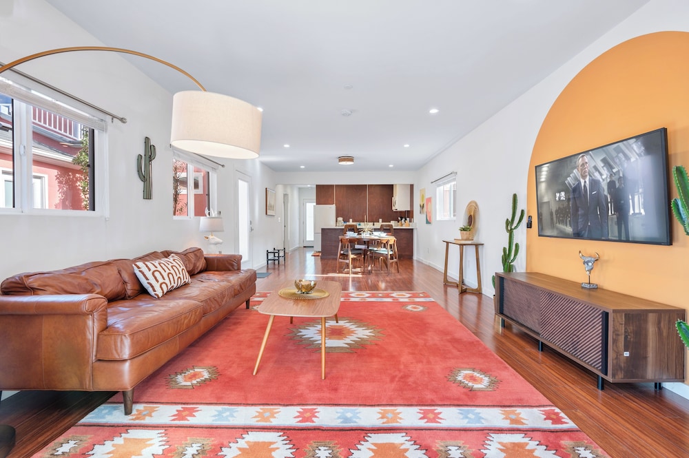 The Gower Street Bungalows by AvantStay