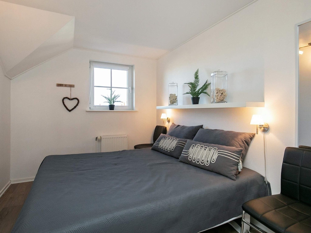 6 Person Holiday Home in Bogense view 3