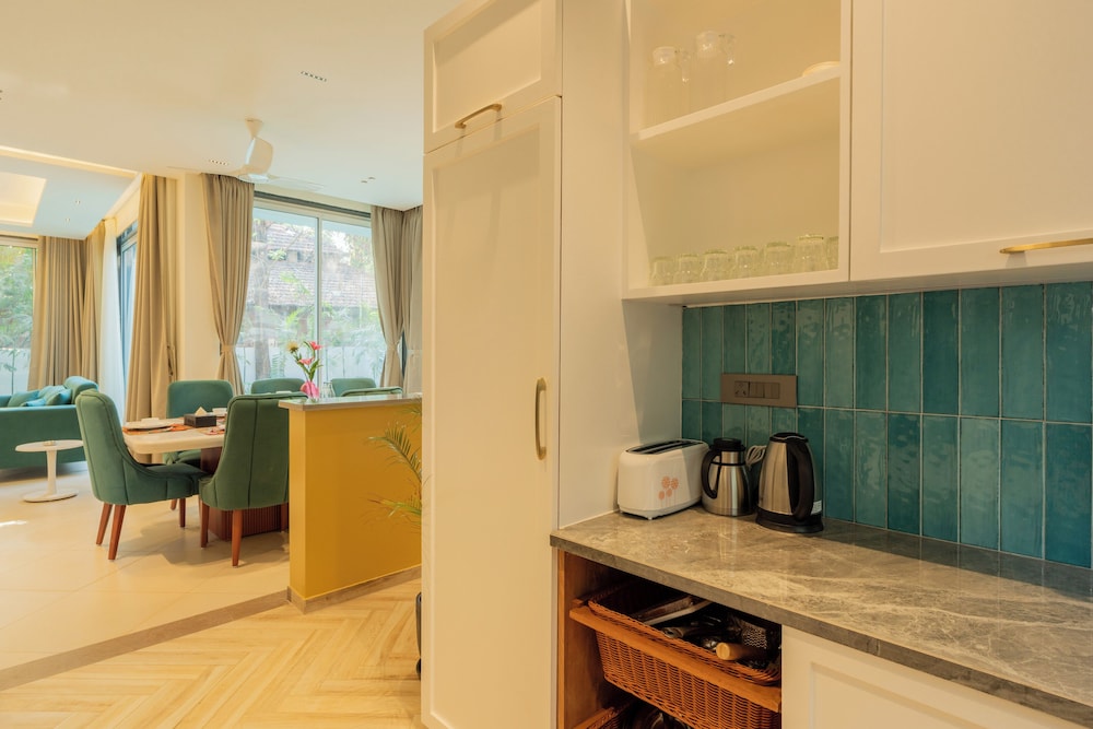 ELIVAAS Laguna Camellia | Luxe 4 BHK Villa Near Popular Beaches with Private Pool