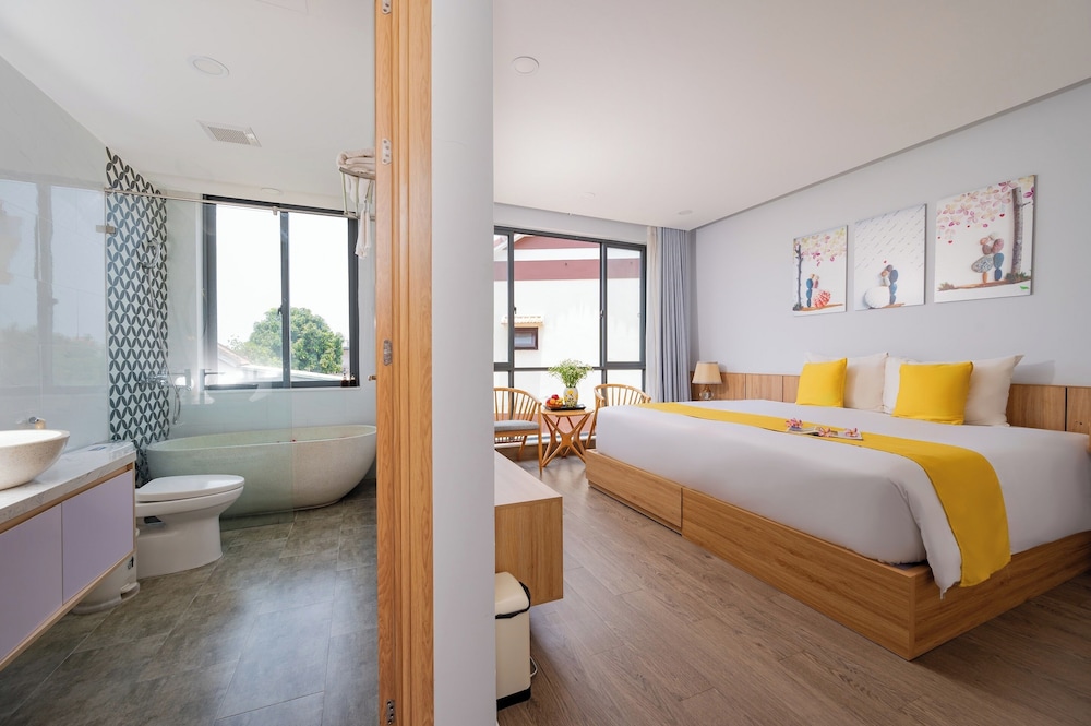 Hoi An Vacations - LaSanta Villa - Property Image 4