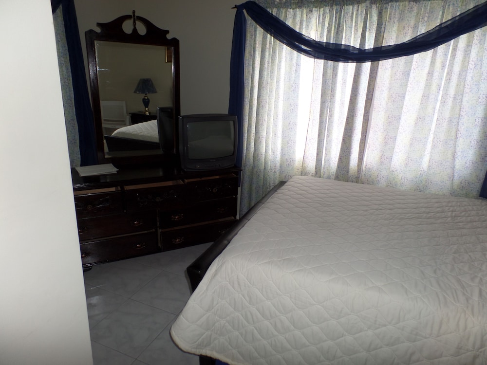 The Royal Kensington Guest House