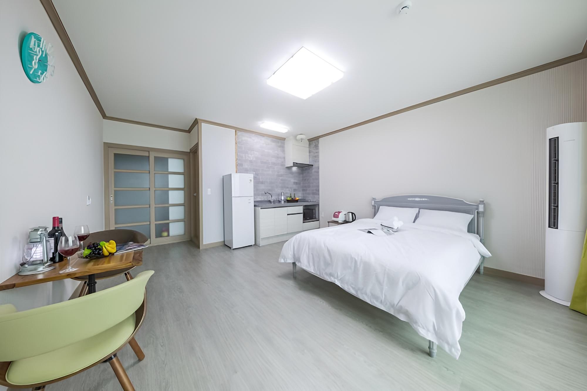 Yeosu Ailia Pension