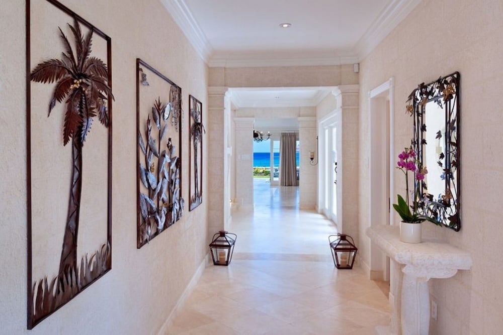 Still Fathoms 5 Bedroom Villa