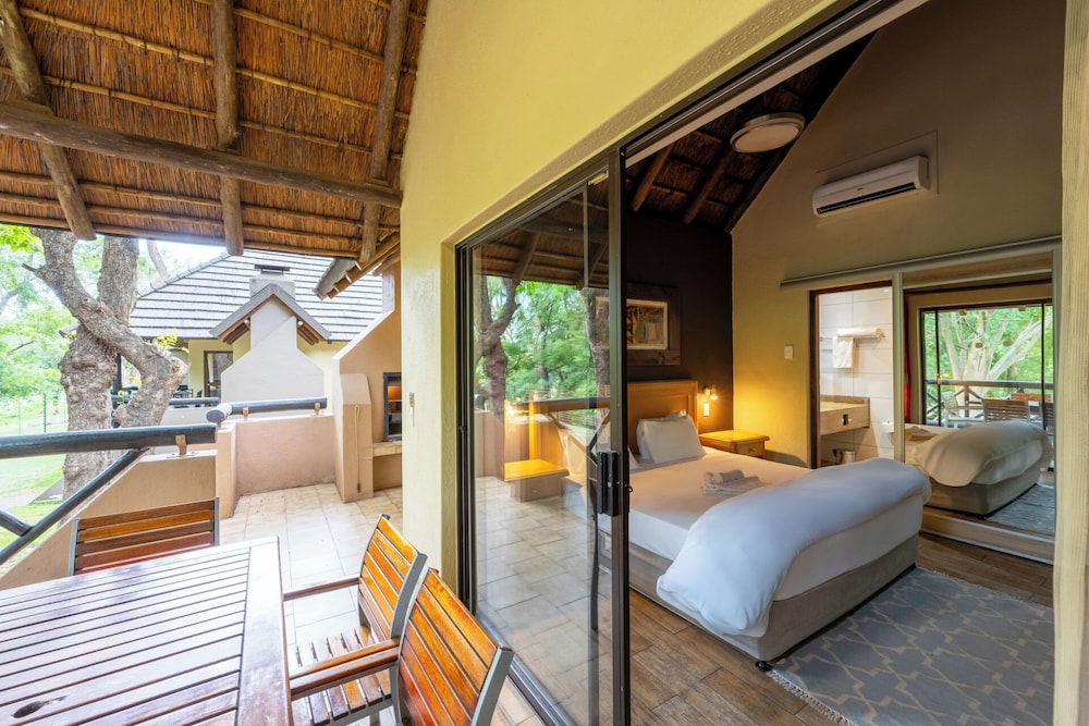 First Group Sanbonani Resort