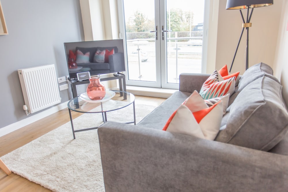 Oxford Vacations - Razia Apartments - Property Image 21