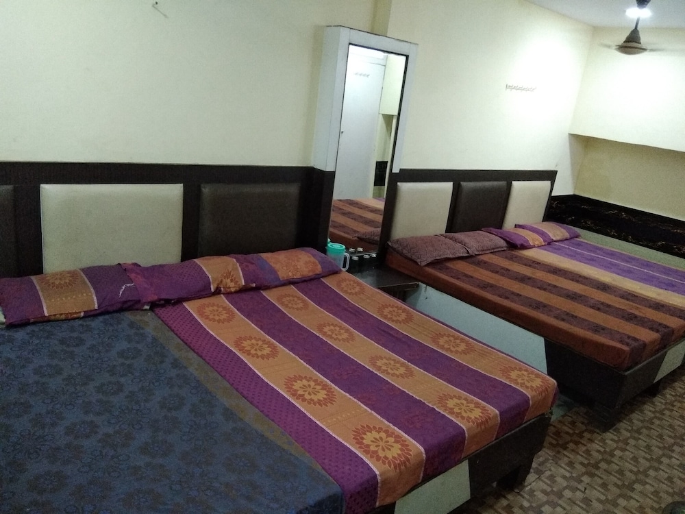 Hotel Silver Palace - Hostel