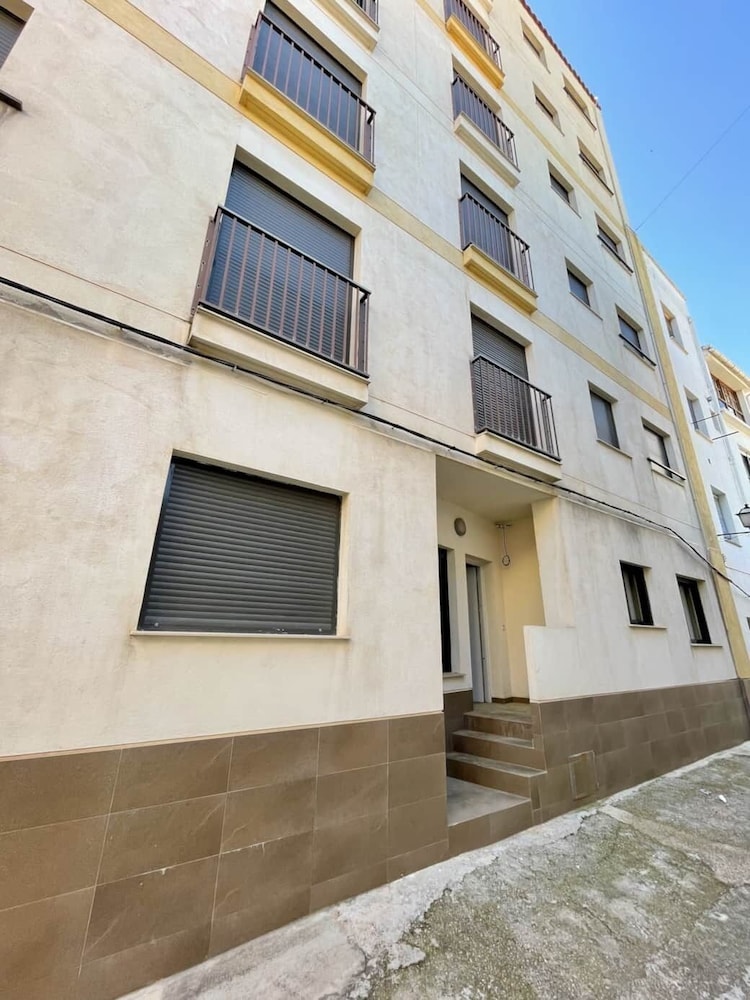 Holiday Appartement in Lucena del Cid- Basement A Ref 049