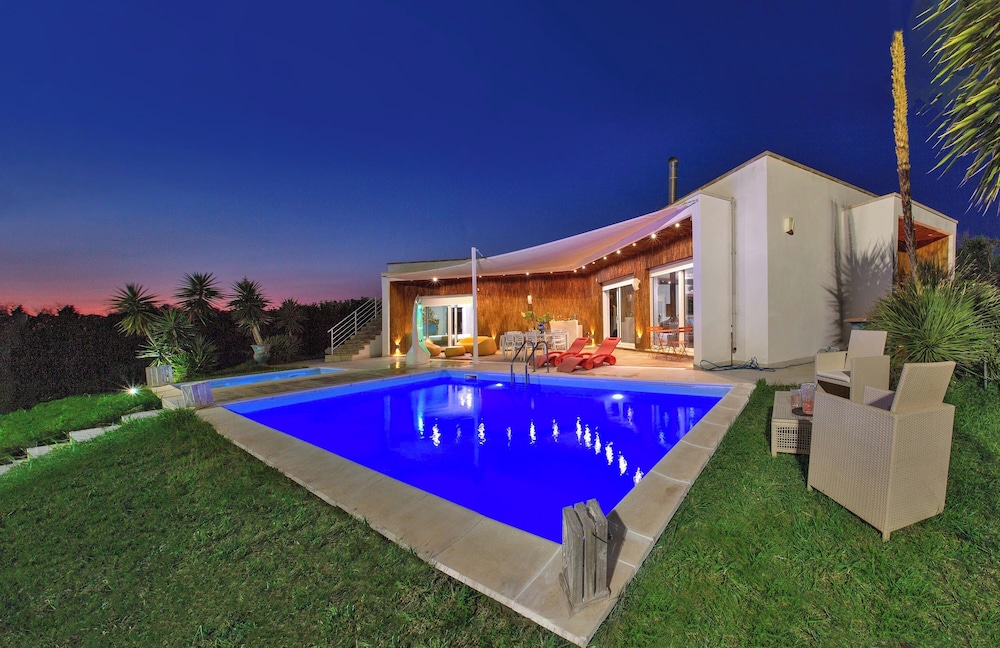 4179 Villa Sueño By Perle di Puglia view 2