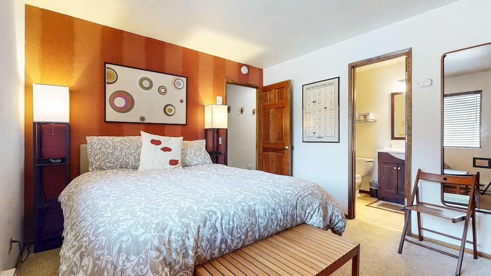 Mammoth Sierra Townhomes #25 3 Bedroom Condo