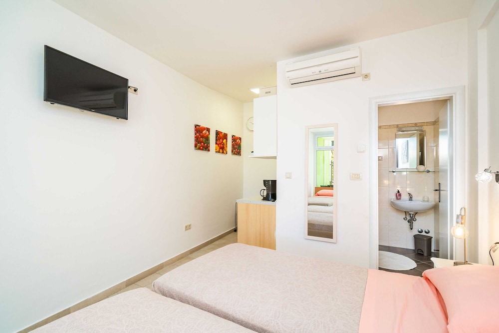 Apartments Subrenum