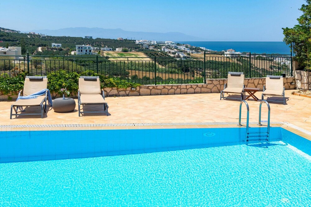 Villa Pasiphae 1 in Stalos