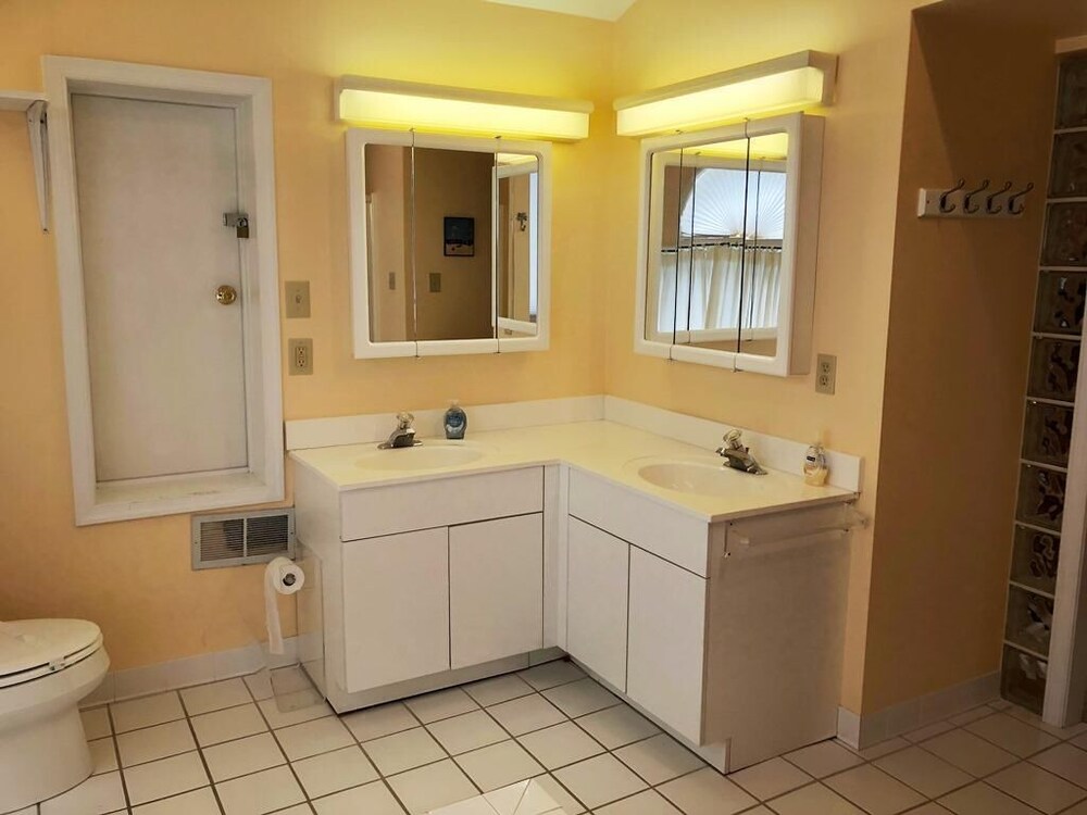 Virginia Avenue 35A