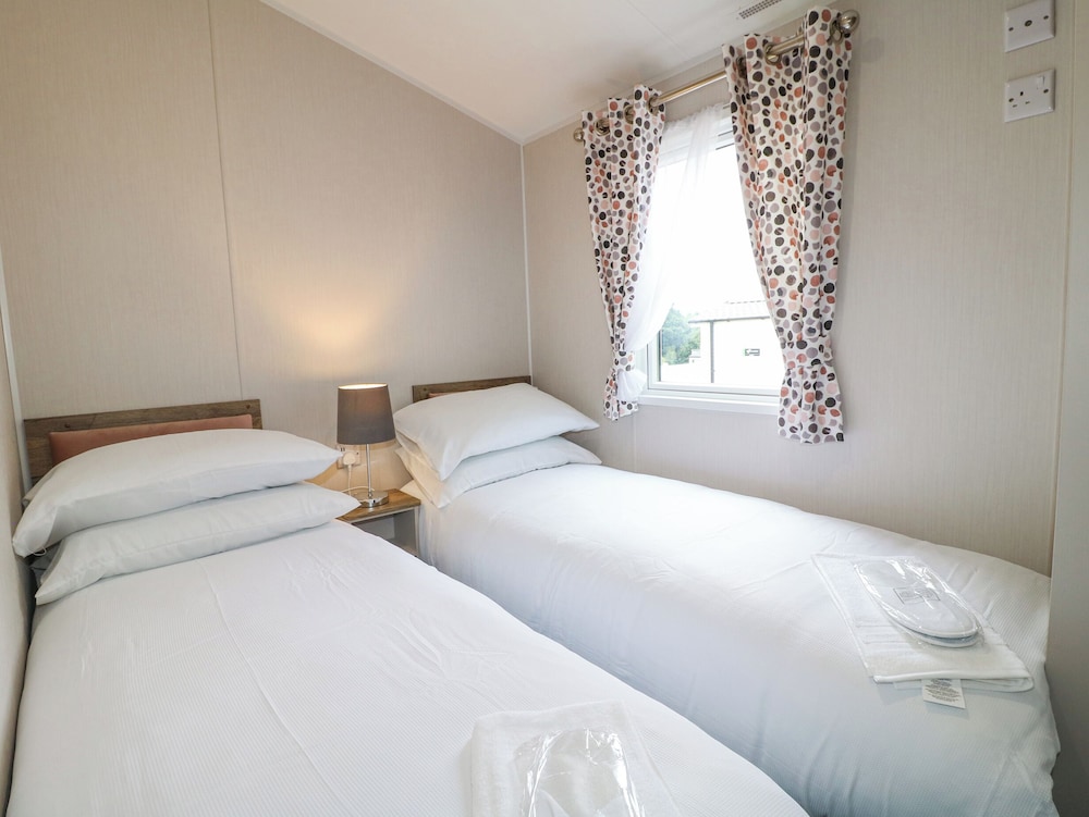 Stork Lodge