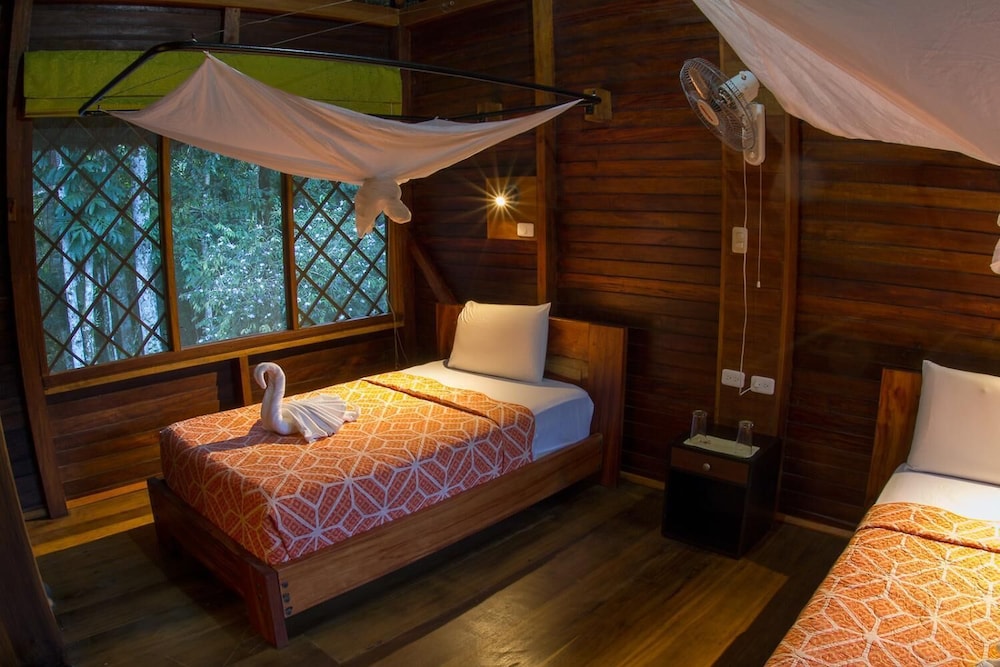 Sani Lodge