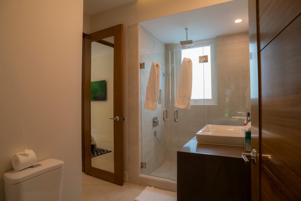 - Casa Cenizaro Six Bedroom Private Pool Family