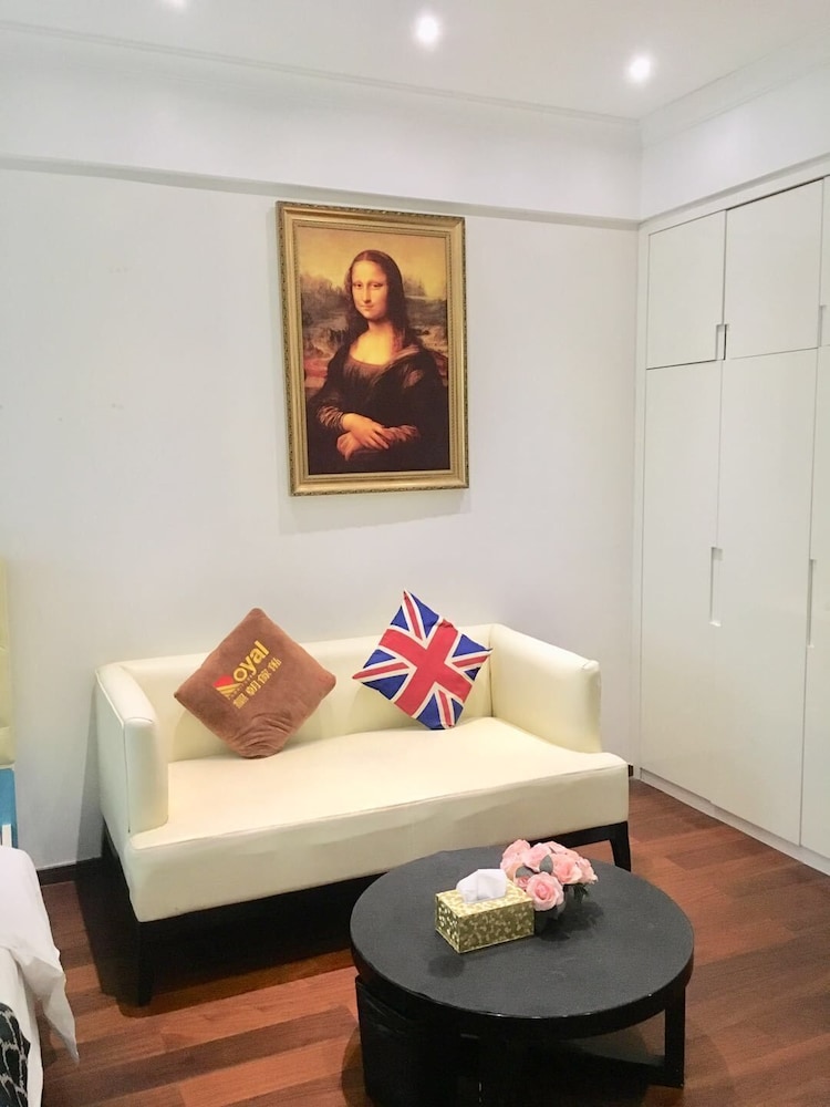 Zhu Mei La Apartment