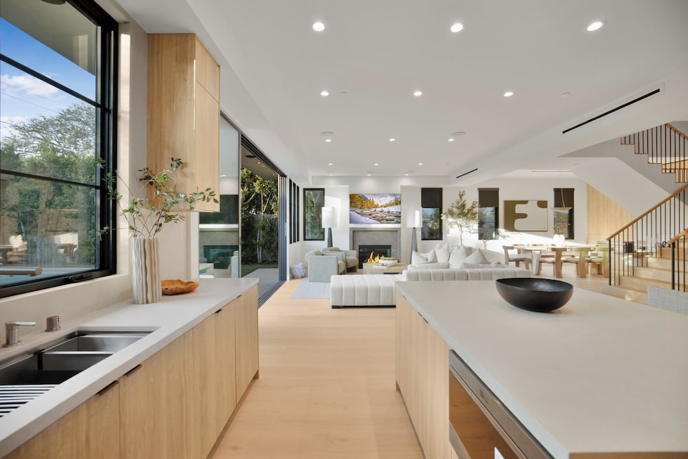 Kraft Villa - Luxury Living Redefined w/ Pool