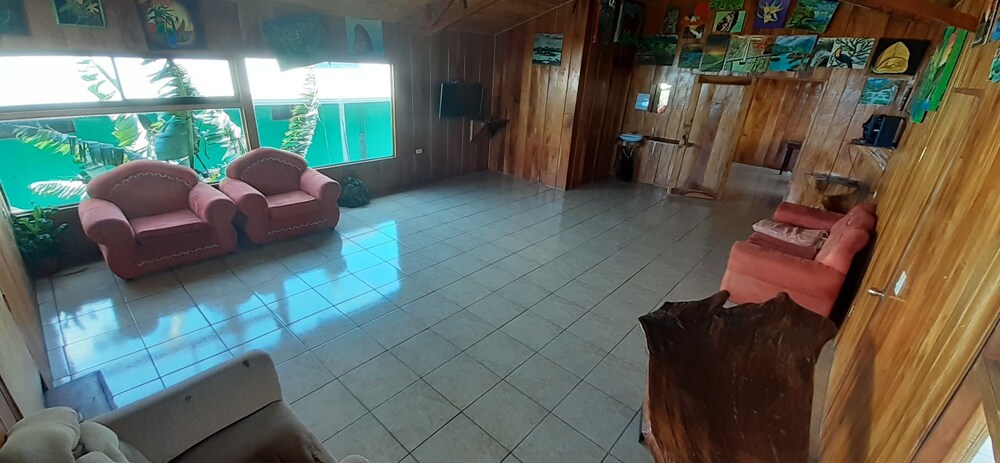 Hostel La Suerte