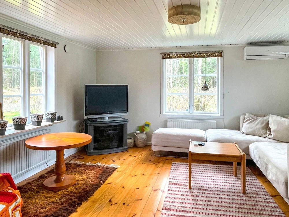 Peaceful Red House in Scenic Dalsland