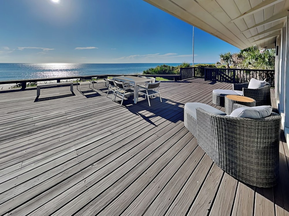Ocean Commotion by Distinctive Beach Rentals