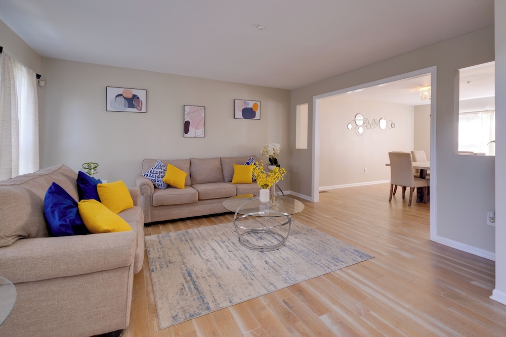 Family Home Near UMD & Dtwn Silver Spring!