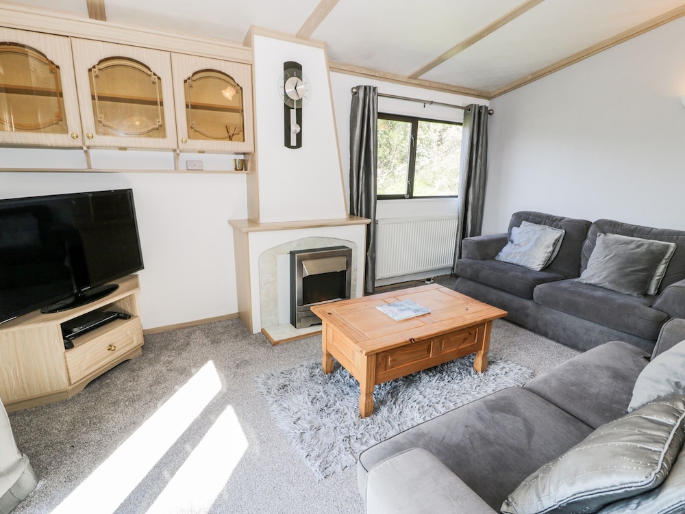Springtime Lodge view 2
