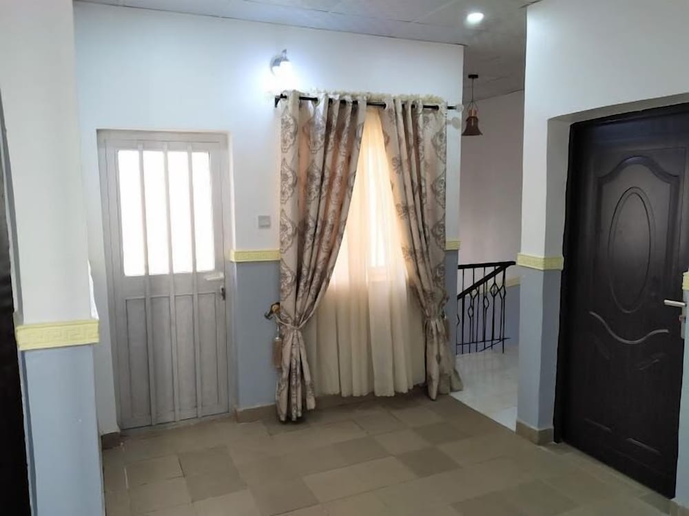 GHS APARTMENT LTD