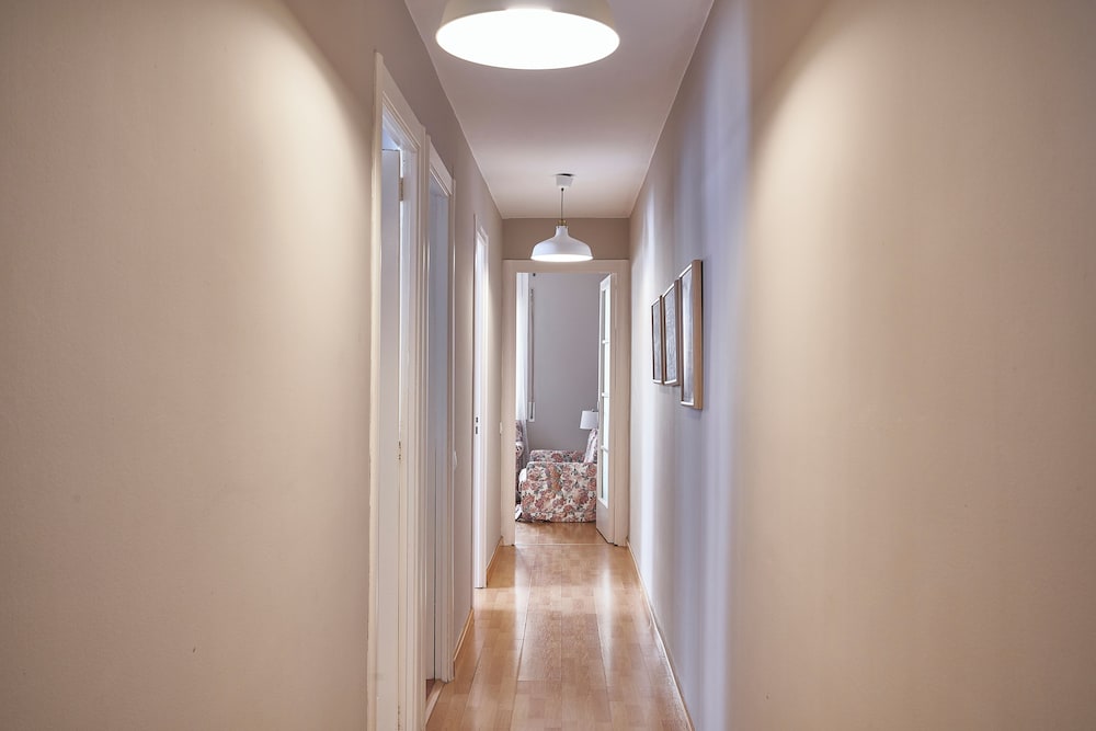 BeBarceloner Eixample Apartments