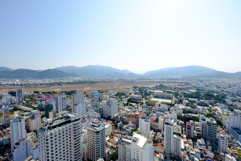 Sunrise Ocean View Apartment