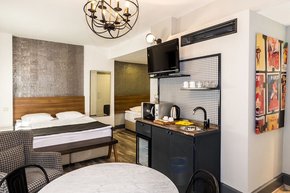 B Guest Otel - Image 6