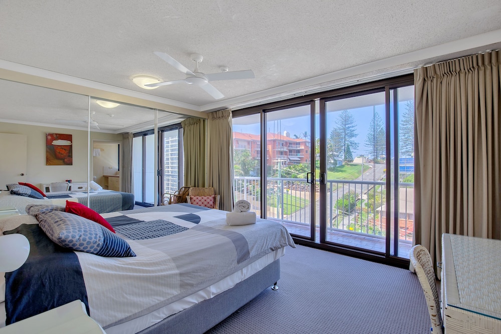 Carool Apartments
