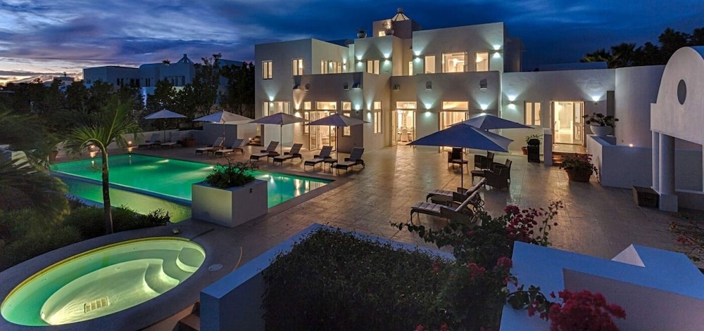 Villa Arushi