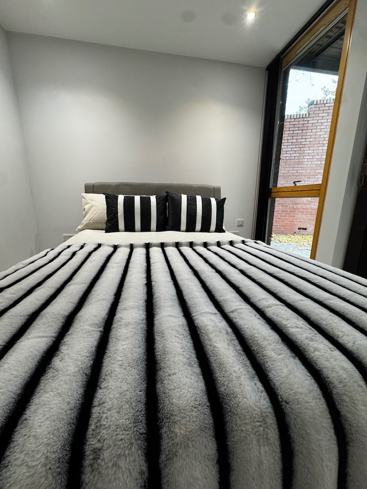 Sheffield City Comfort Apartment