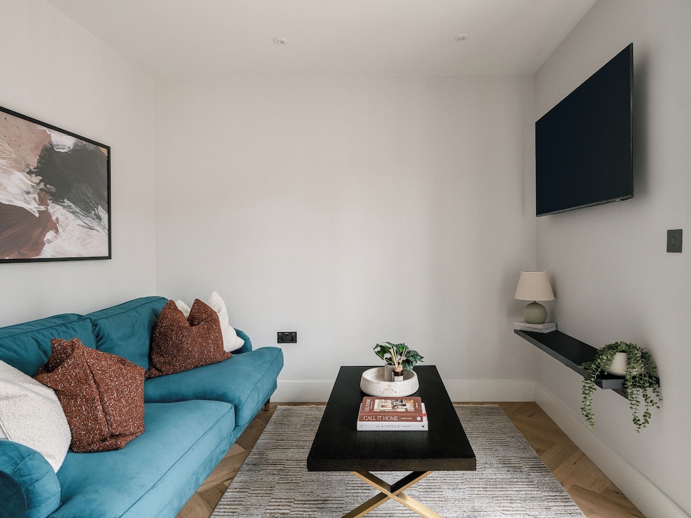 The Spitalfields Works by Urban Rest